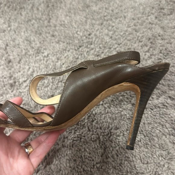 MANOLO BLAHNIK BROWN LEATHER SLINGBACK SANDALS - Picture 6 of 8